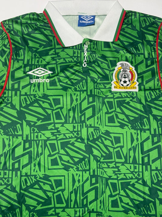 Hugo Sanchez signed Mexico jersey