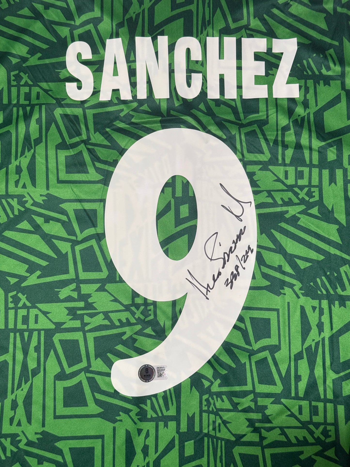 Hugo Sanchez signed Mexico jersey